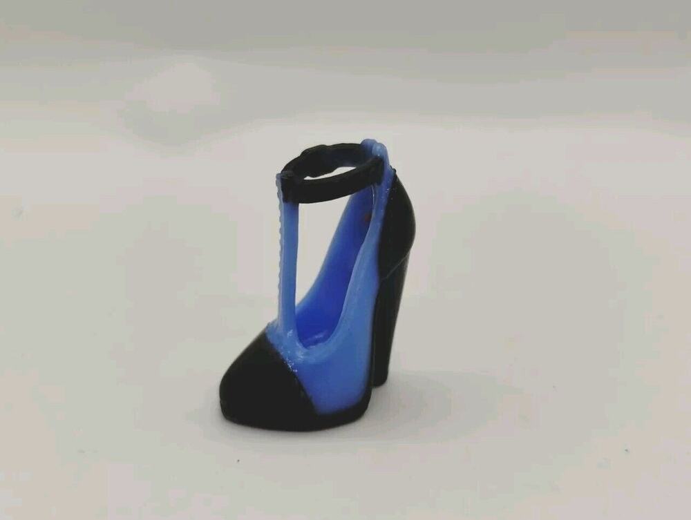 LOL SURPRISE OMG SINGLE -- Right Shoe Only-- Heel Uptown Girl Blue Black Shoes